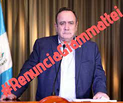 Guatemalatecos solicitan la renuncia de Alejandro Giammattei Falla