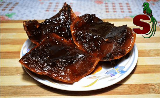 Ayote en Dulce, postre guatemalteco preparado con panela
