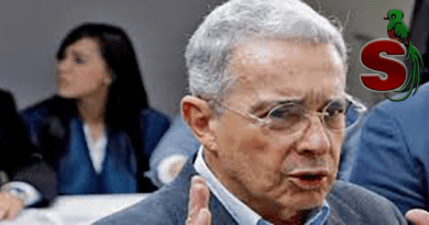 Álvaro Uribe expresidente colombiano, es liberado de prisíon