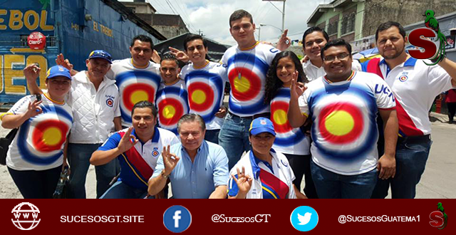 Exigen al TSE cancelar el partido UCN 1 Miembros de la Uníon del Cambio Nacional UCN haciendo propaganda política