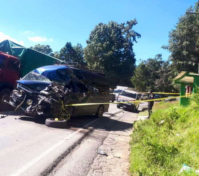 Fallece chofer en aparatoso accidente 1 chofer muerto en accidente