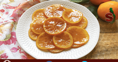 Un exquisito plato de naranjas confitadas