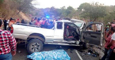 accidente vehicular deja 8 muertos y 9 heridos