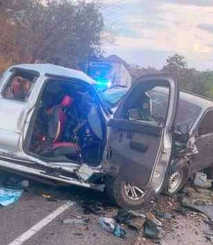 fatal accidente vehicular 5 Un accidente vehicular cobra la terrorífica cantidad de 8 vidas y dejo 9 personas gravemente heridas.