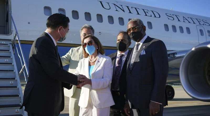 Pelosi en Taiwan La visita a&nbsp;Taiwán&nbsp;de la presidenta de la cámara de representantes del Congreso de EE.UU., Nancy Pelosi, fue una acción temeraria pero no irracional, y dice mucho del agresivo juego que establece el gobierno de su país en el tablero mundial.