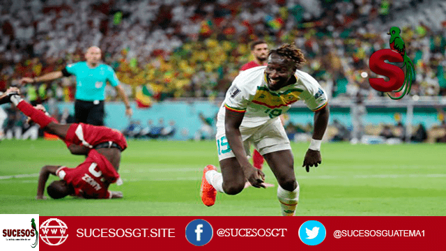 Fotografía del partido Qatar vs Senegal mundial 2022