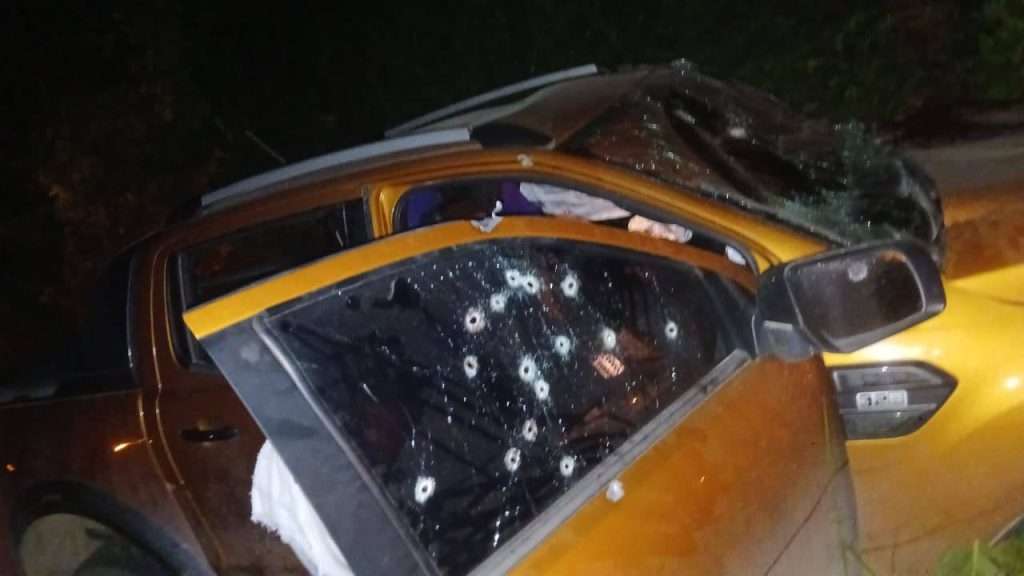 Ataque armado en Sayaxché, Petén deja dos heridos de gravedad 1 ataque armado en Sayaxche una SUV baleada
