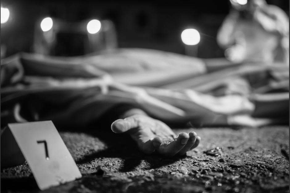 Abuelo y su nieta con discapacidad son asesinados dentro de su vivienda en Huehuetenango 1 asesinato Un hombre de la tercera edad y su nieta, una adolescente con discapacidad, fueron encontrados sin vida tras un violento ataque ocurrido en una vivienda del cantón Espino Blanco, aldea Acal, en el municipio de San Ildefonso Ixtahuacán, Huehuetenango.